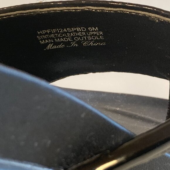 Donald Pliner sandals with intricate beadings. Size 5.0 - Picture 4 of 12